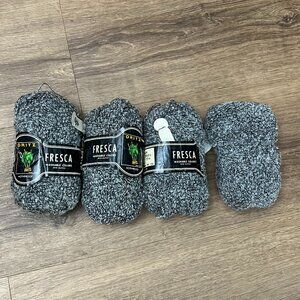 Dritz Freska 4 Skeins of Virgin Wool Blend German Yarn Vintage